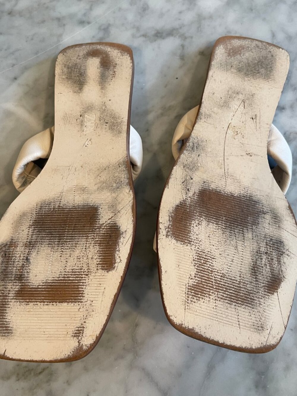 Zara Woven Off-White Leather Flats - Picture 5 of 6